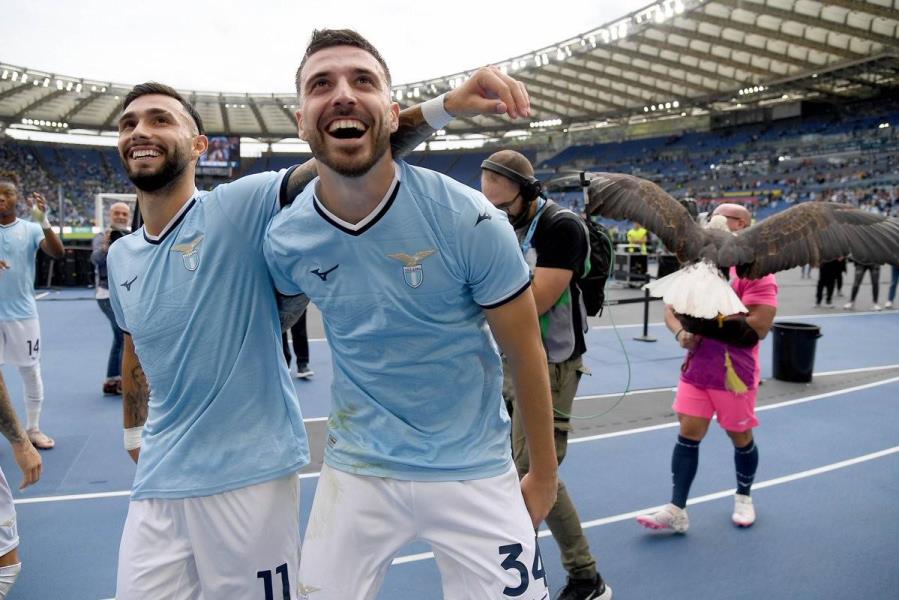 切爾西醞釀3500萬歐報價拉齊奧后衛(wèi)馬里奧-希拉