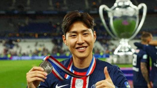 大巴黎奪冠，韓國(guó)球員再添歐冠冠軍榮譽(yù)