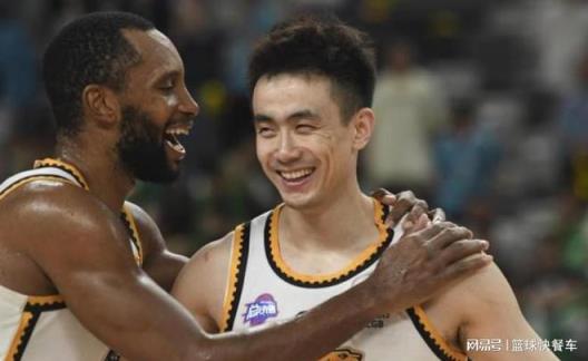 CBA一夜風(fēng)云突變：遼寧放棄核心外援，北京三冠主帥被迫下課