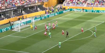 1-3！世俱杯首支出局隊即將誕生，東道主球隊竭力拼搏仍難逆轉(zhuǎn)敗局