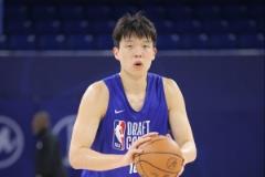 楊瀚森首輪16順位入選NBA 成為第九位中國球員被選中