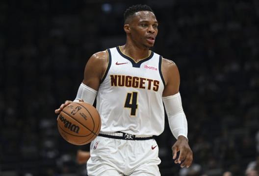 步行者計(jì)劃引進(jìn)后衛(wèi)球員補(bǔ)強(qiáng)后場(chǎng)，威少和布羅格登或成目標(biāo)