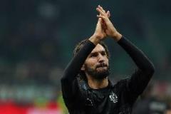 薩索洛有意引進(jìn)波貝加、阿德利、科隆博和小西蒙尼