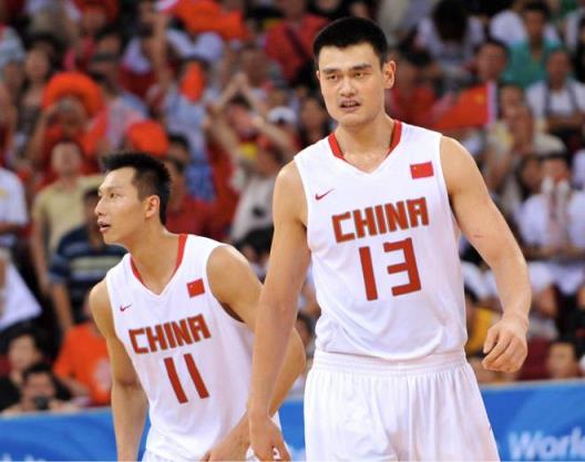 楊瀚森入選亞洲杯名單引發(fā)熱議 媒體稱堪比姚明水準(zhǔn)