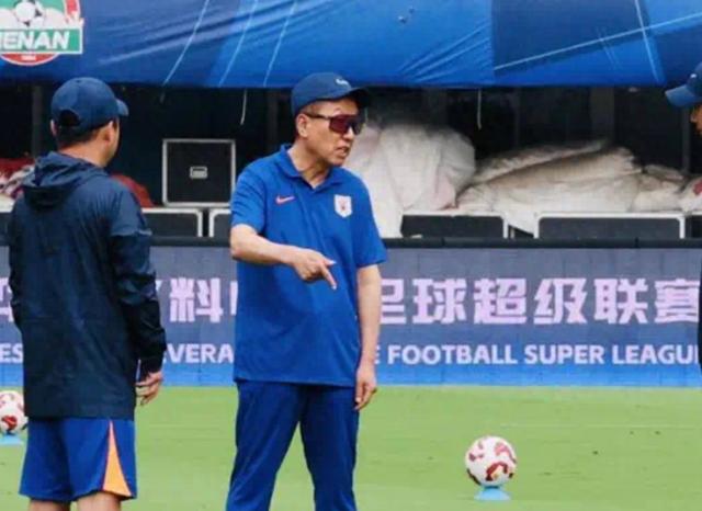 魯媒：泰山換帥迫在眉睫，崔康熙違約金或超千萬