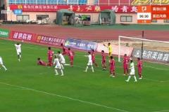 球迷直呼假球！中甲青島后衛(wèi)排球動作送點，遭延邊讀秒絕平