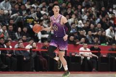 朱松瑋替補(bǔ)33分鐘13中6砍14分11板 穩(wěn)定表現(xiàn)難救球隊