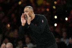 烏度卡：全隊無人超30分鐘出場，減少消耗是關(guān)鍵