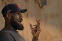 詹姆斯：密集賽程讓訓(xùn)練時(shí)間不足 只能忙中抽閑交流戰(zhàn)術(shù)