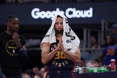 庫(kù)里37歲再敗火箭，主場(chǎng)失利成新紀(jì)錄