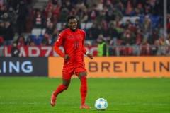 德天空記者：拜仁不積極尋找左后衛(wèi)，暫由現(xiàn)有球員頂替