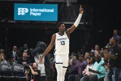 第三節(jié)14中9！小賈倫-杰克遜高效輸出22分7板