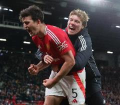 馬奎爾成為曼聯(lián)青訓(xùn)球員的典范，表率作用獲廣泛贊譽(yù)