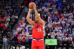 老將再添榮光！巴圖姆高效表現(xiàn)助力快船多次逆轉