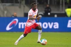 官方：萊比錫中場(chǎng)海達(dá)拉左膝內(nèi)側(cè)韌帶撕裂，缺席賽季收官戰(zhàn)