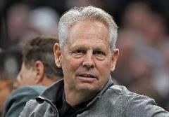 美記：爵士隊(duì)或?qū)⑻剿飨蛏辖灰走x秀權(quán)