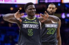 華子與戈貝爾談進(jìn)軍西決：胃口未填滿，團(tuán)隊仍不滿足