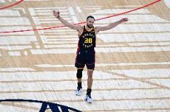 庫(kù)里：健康是勝利的關(guān)鍵，傷病也是競(jìng)爭(zhēng)的考驗(yàn)