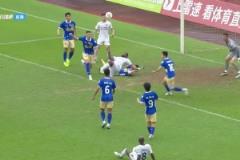 這球漂亮?。≈屑走|寧鐵人外援姆本扎禁區(qū)內(nèi)精彩倒鉤破門