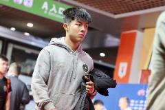 足協(xié)杯替補(bǔ)王鈺棟亮相，20歲麻皓齊首秀浙江一線隊(duì)