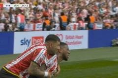 謝菲聯(lián)快速反擊首開紀錄，坎貝爾破門斬斷桑德蘭防線