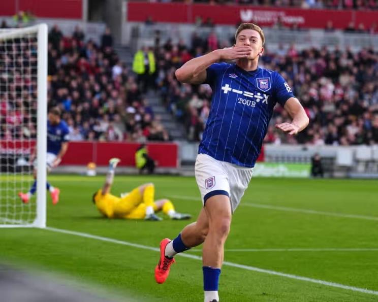 衛(wèi)報(bào)：埃弗頓雖不如豪門(mén)吸引人，但可為德拉普提供首發(fā)保障