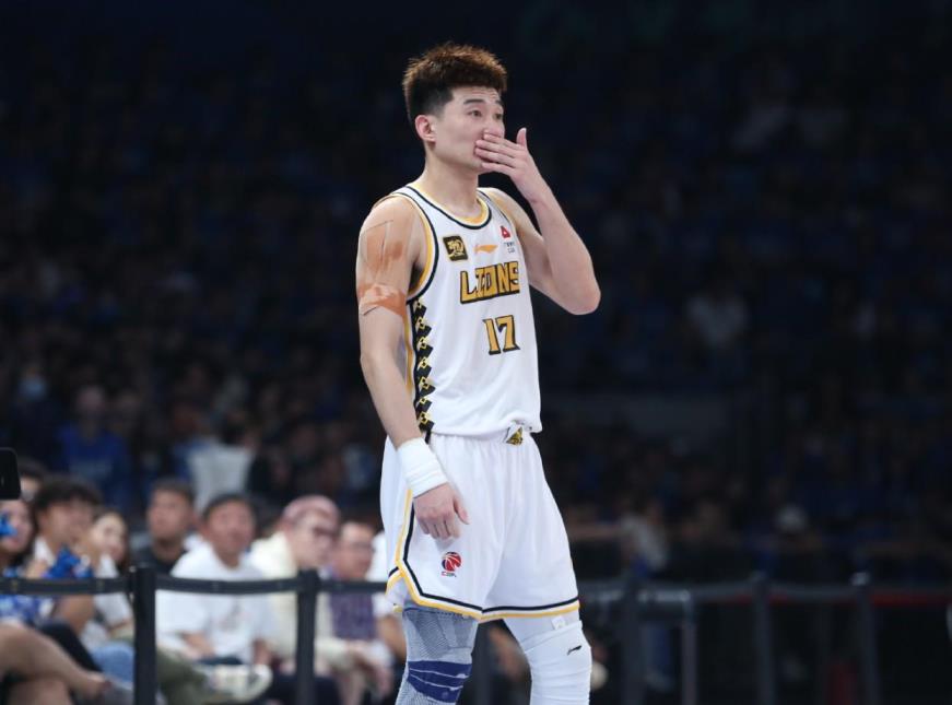 孫銘徽：G5比賽情緒崩潰，責(zé)任在自己，誰也怪不了