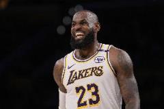 聯(lián)盟專家預(yù)測詹姆斯將至少再打一個賽季，幾乎肯定會留在湖人