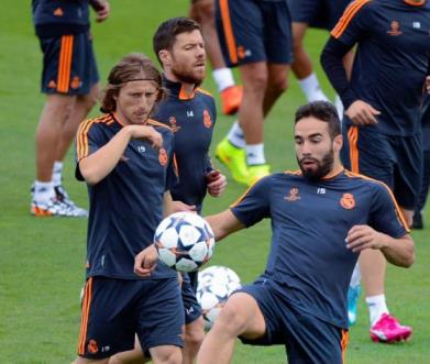 從隊友到教練，皇馬陣中與阿隆索曾是隊友的有卡瓦哈爾和莫德里奇