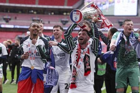 早知道｜桑德蘭絕殺謝菲聯(lián) 時隔8年重返英超